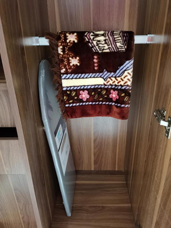 Landmark Stunning High Floor Coast View Studio #Netflix #Fast Wifi Tanjung Tokong Exterior photo